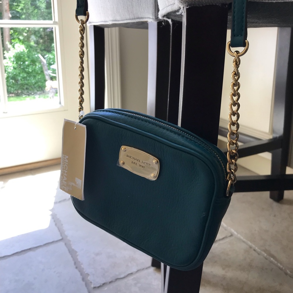 Michael Kors Hamilton small crossbody leather bag